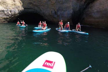 Paddle surf en las cuevas de Benagil