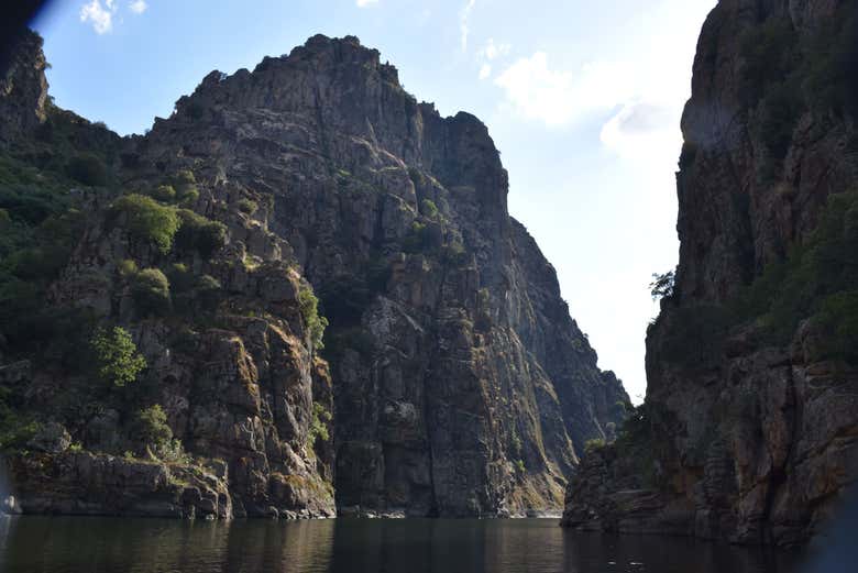 Paseo en barco por el Parque Natural del Duero Internacional