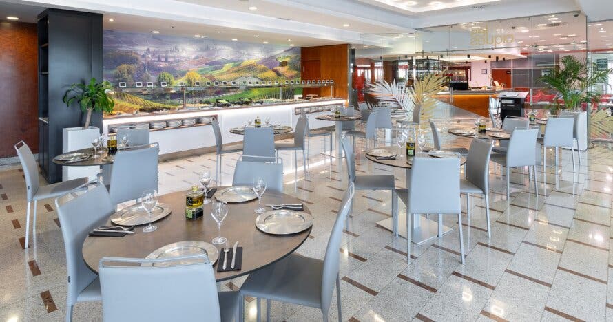 Relax y gastronomía en FrontAir Congress 4*: spa con comida opcional