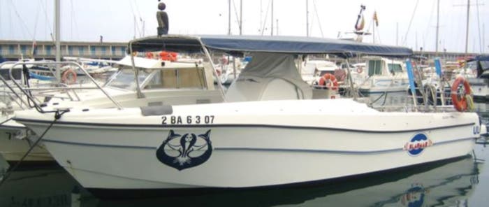 Recorre la costa del Maresme en barco con patrón