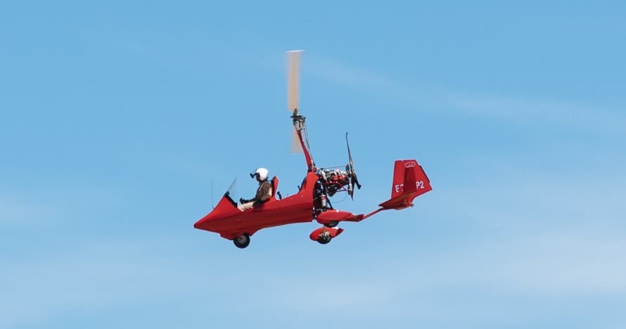 Vuelo en autogiro, control total en el aire y unas vistas preciosas