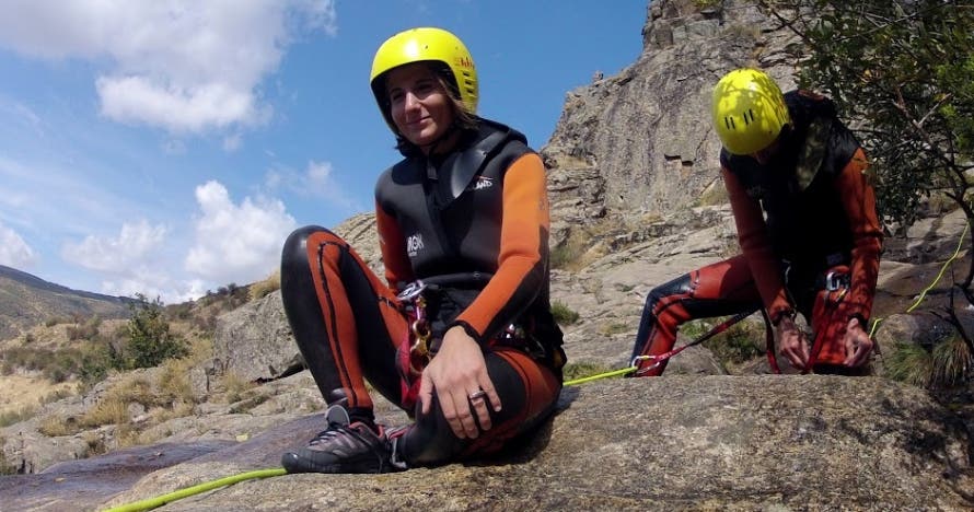 Recorre y descubre el barranco de Somosierra, aventura acuática