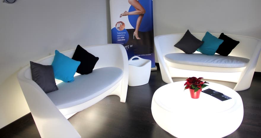 Pies suaves y relajados con el tratamiento Fish Spa