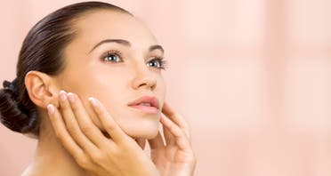Peeling facial con masaje craneo-facial