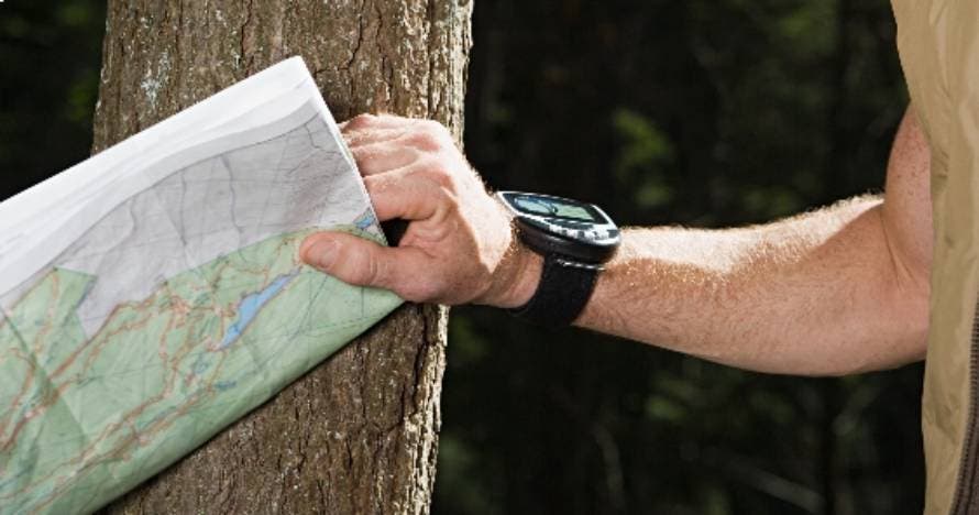 Curso de orientación en montaña: aprende a navegar con mapa y brújula