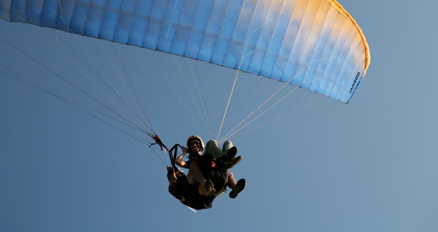 Vuela en parapente bi-plaza y descubre paisajes increíbles en Vizcaya