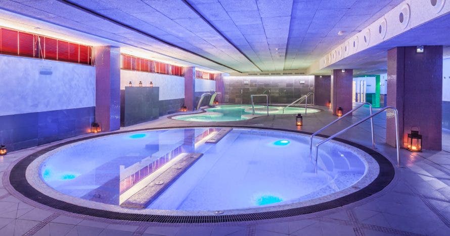 Serenidad en agua: descubre el circuito experiencia spa