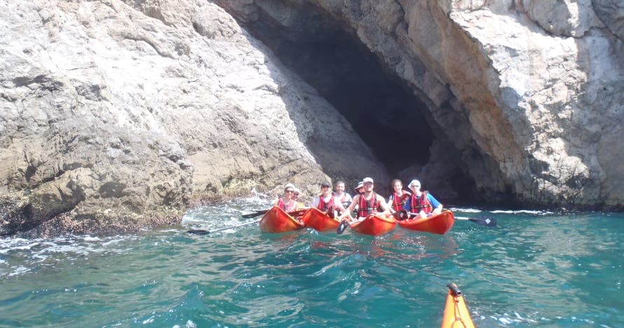 Explora la costa de Sitges en kayak: 2 horas de diversión